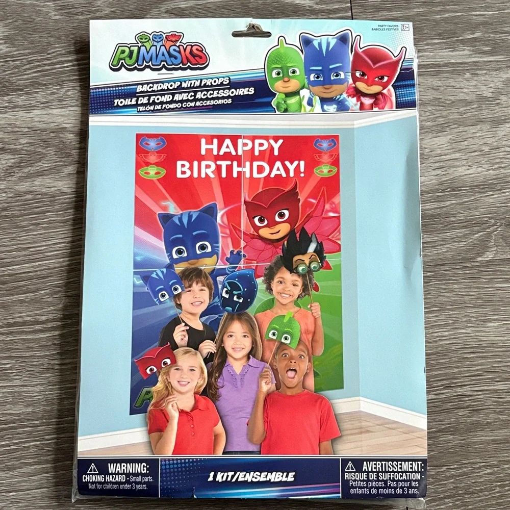 PJ Masks Scene Setter Backdrop + Props Kit